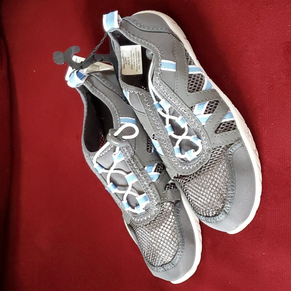 Womens Wave Zone Gray Blue Water Shoes Size 6 Sports Swimming NWT